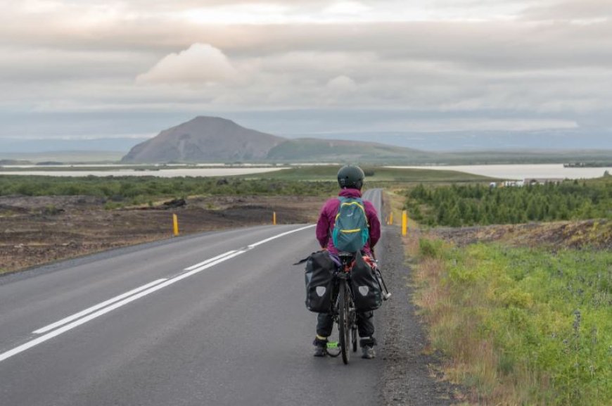 Велосипедпен әлемді шарлаған қария