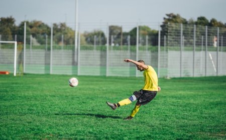 Футбол тарихындағы ең көп гол соққан ойыншылар