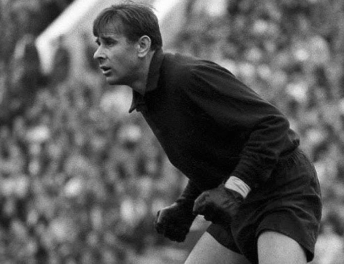 «Алтын доп иегері» атанған жалғыз қақпашы - Лев Яшин