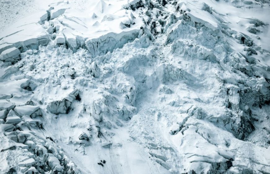 Аустрияның таулы аймақтарында қар көшкіні болып 8 адам қаза тапты